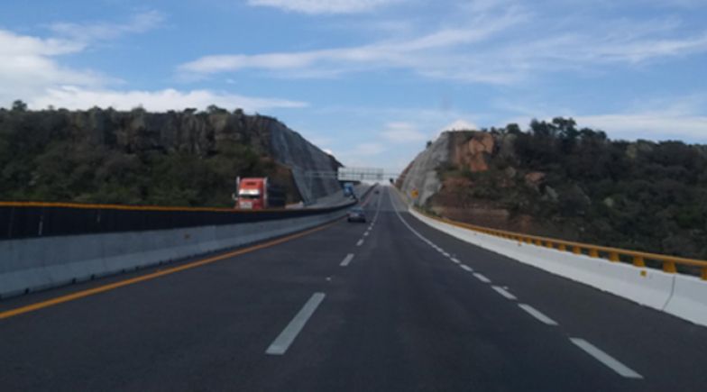 Palmillas–Apaseo el Grande toll road